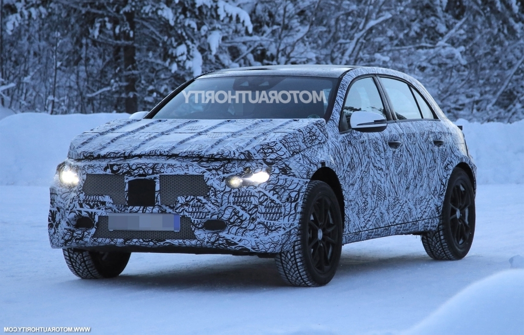 2020 MercedesBenz GLA Spy Shots