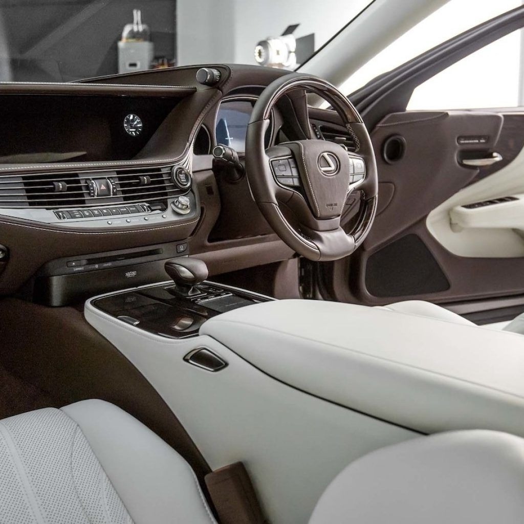 2025 Lexus LS Specs