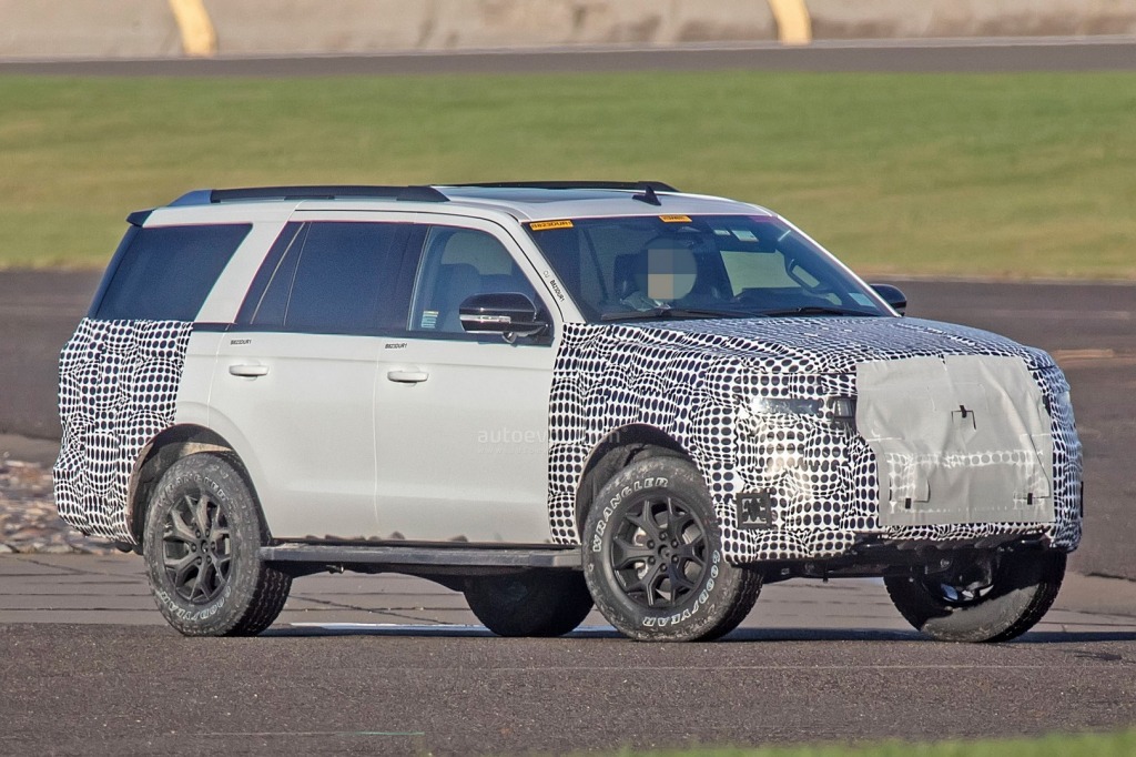 2025 Lincoln Navigator Spy Photos